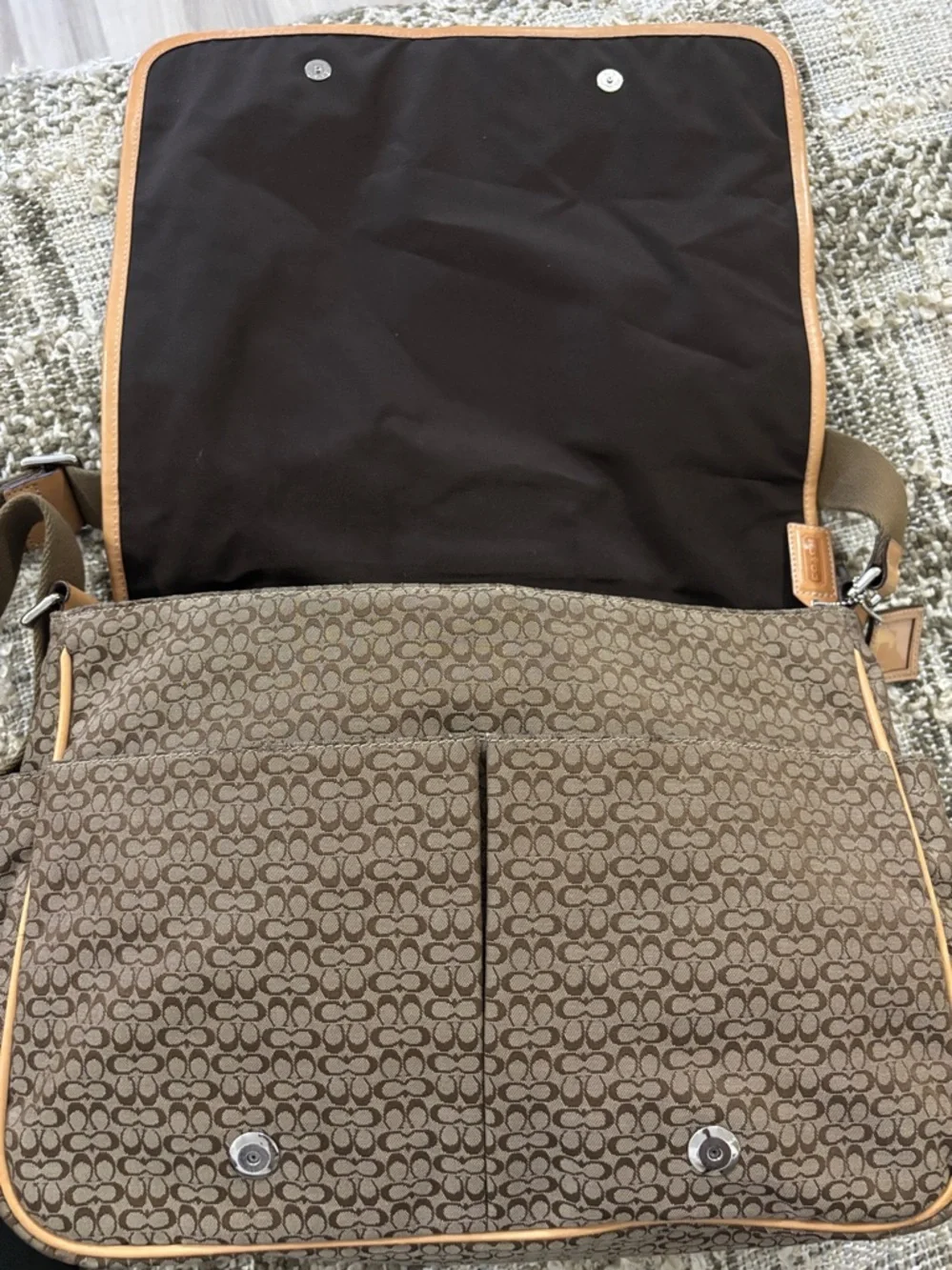 Coach signature hudson